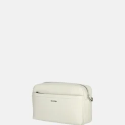 Crossbody Tassen^Calvin Klein must convertible camera bag crossbody tas chalk