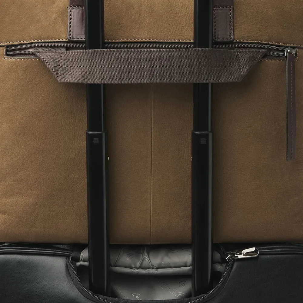 Dames Laptoptassen^Castelijn en Beerens Nubuck schoudertas 15 inch taupe