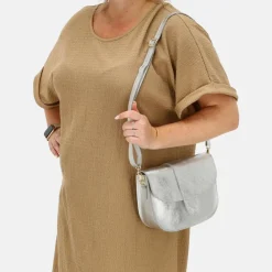 Crossbody Tassen^Charm London metallic crossbody tas zilver