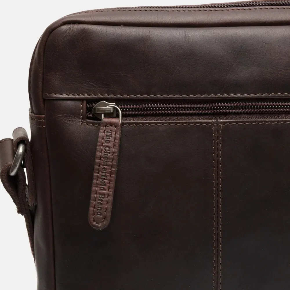 Schoudertassen^Chesterfield Arnhem schoudertas M brown