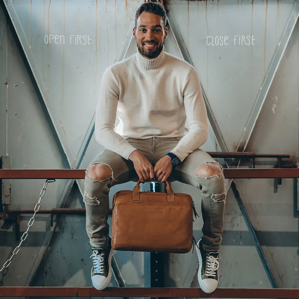 Heren Laptoptassen^Chesterfield Jackson laptoptas 15 inch cognac