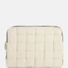 School Accessoires | Laptophoezen^Duifhuizen braided laptophoes 13 inch beige