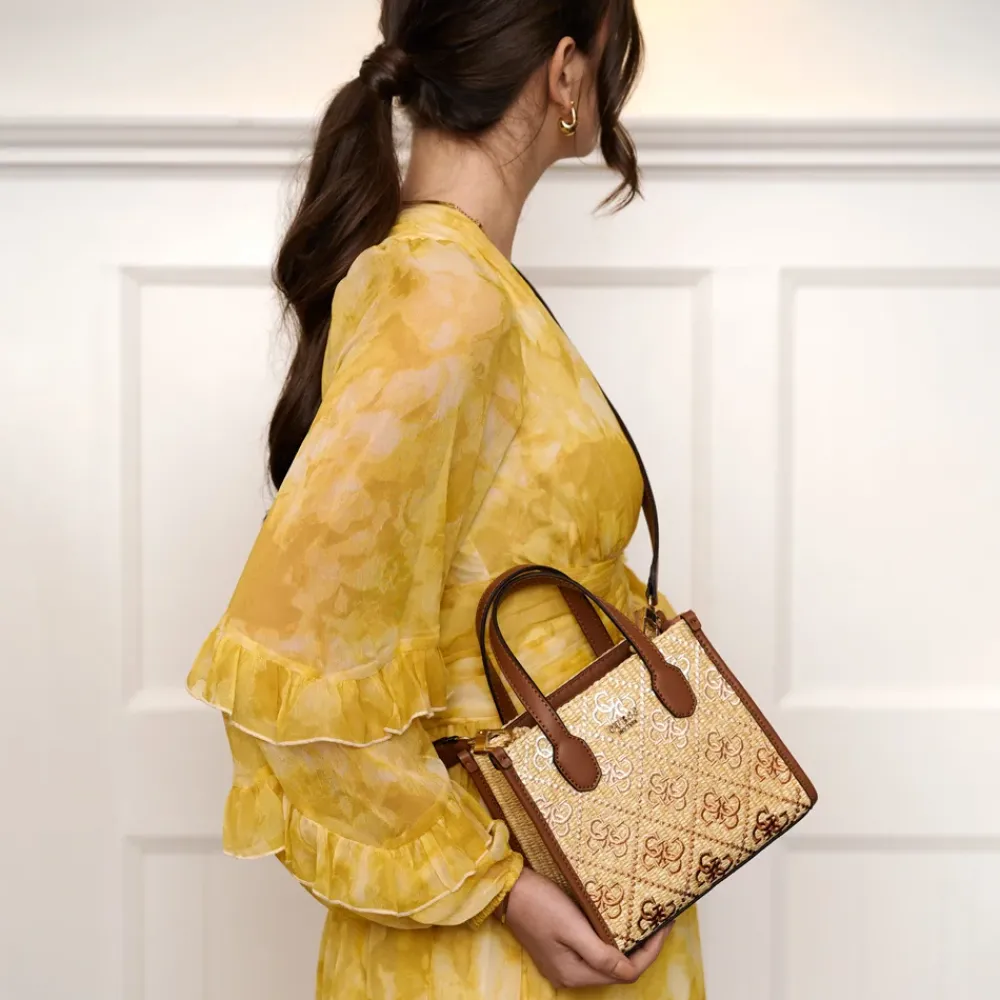 Handtassen^Guess Silvana handtas mini cognac logo