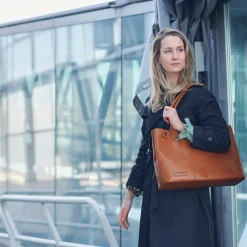 Dames Laptoptassen | Heren Laptoptassen^Plevier Amber shopper 15 inch cognac