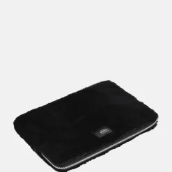 School Accessoires | Laptophoezen^Wouf Black Forest laptophoes 13/14 inch faux fur